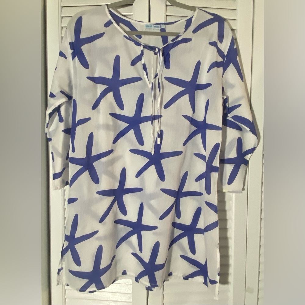 West Indies White with Royal Blue Starfish Tunic, Size M, Tie Neck, 3/4 Sleeves